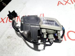 Повторитель в бампер левый передний TOYOTA PRIUS ZVW30 2ZRFXE 8152047011 4 ракурс