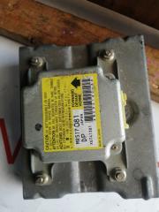 Блок управления airbag MITSUBISHI PAJERO IO H76W 4G93 MR517081 2 ракурс