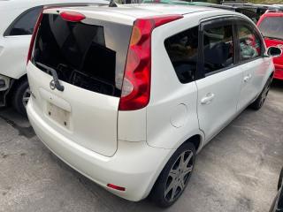 Ручка двери правая задняя NISSAN NOTE E11 HR15DE 82640AX011 2 ракурс