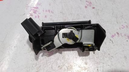 Ручка задней двери TOYOTA SIENTA NCP81 1NZFE 6902313020 3 ракурс Ручка задней двери TOYOTA SIENTA NCP81 1NZFE 6902313020 3 ракурс