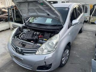 Решетка радиатора  NISSAN NOTE E11 HR15DE ,623108Y50B ,623108Y50B 1 ракурс