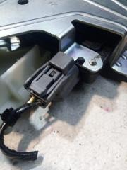 Замок двери правый задний HONDA STEPWGN RK5 R20A 72610SZWJ11 4 ракурс