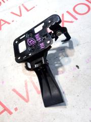 Крючок капота AUDI A4 8K5 CDHB 8T0823480 3 ракурс