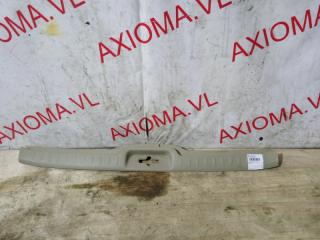 Накладка замка багажника NISSAN SERENA C25 MR20DE 84990CY000 4 ракурс