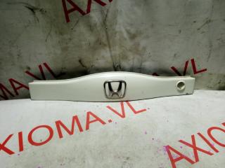 Накладка 5-й двери задняя HONDA LIFE JB5 P07A 74890SFA003YA 1 ракурс