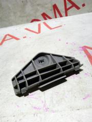 Крепление бампера левое заднее TOYOTA VOXY AZR60 1AZFSE 5215828010 1 ракурс