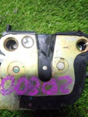 Замок двери правый задний TOYOTA COMFORT LXS11 2LTE 6905043010 3 ракурс