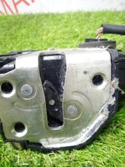 Замок двери правый передний TOYOTA RACTIS NCP100 1NZFE 6903052360 3 ракурс