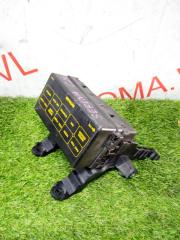 Блок предохранителей NISSAN SERENA TNC24 QR20DE 68964CX001 1 ракурс