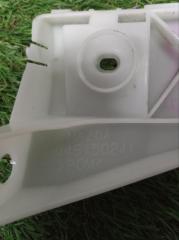 Крепление бампера левое заднее MAZDA VERISA DC5W ZYVE D461502J1 2 ракурс