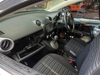 Консоль магнитофона MAZDA DEMIO DE3FS ZJVEM D65255210 2 ракурс