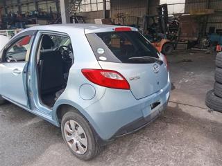 Консоль магнитофона MAZDA DEMIO DE3FS ZJVEM D65255210 4 ракурс