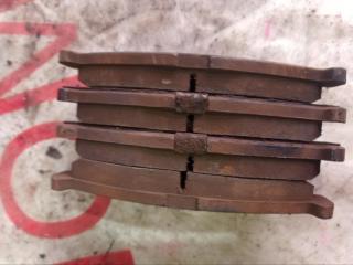 Тормозные колодки передние SUZUKI KEI HN12S F6A 5581076G03 4 ракурс