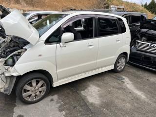 Накладка на стоп задняя SUZUKI MR WAGON MF21S K6A 7187173H00, 7188173H00 2 ракурс