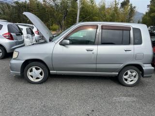 Обшивка дверей правая передняя NISSAN CUBE AZ10 CGA3DE 809002U902 2 ракурс Обшивка дверей правая передняя NISSAN CUBE AZ10 CGA3DE 809002U902 2 ракурс