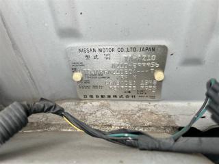Обшивка дверей правая передняя NISSAN CUBE AZ10 CGA3DE 809002U902 4 ракурс Обшивка дверей правая передняя NISSAN CUBE AZ10 CGA3DE 809002U902 4 ракурс