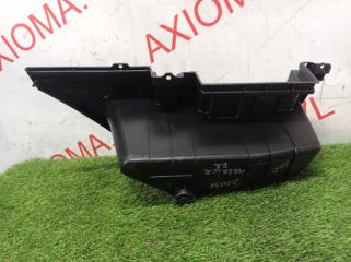 Ванночка в багажник правая TOYOTA HARRIER ACU35 2AZFE 6474148030, 64741-48030 2 ракурс