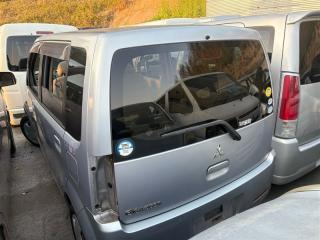 Лючок бензобака MITSUBISHI EK WAGON H82W 3G83 5940A075 2 ракурс