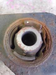 Крепление рычага правое заднее MITSUBISHI COLT PLUS Z24W 4A91 MR319250 2 ракурс