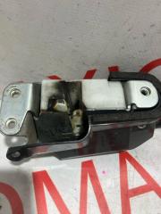 Замок двери левый задний MAZDA PREMACY CWEFW LFVD C51573310C 2 ракурс
