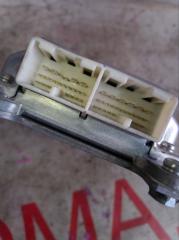 Блок управления акпп NISSAN CUBE Z12 HR15DE 310F61FU1A, 310F6 1F01A A8E-000 007 3 ракурс