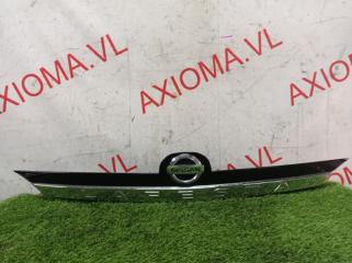 Накладка 5-й двери NISSAN LAFESTA CWEFWN LFVD 90910HA03F, 90910HA03G 1 ракурс