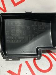Блок предохранителей TOYOTA AQUA NHP10 1NZFXE 8274152100 4 ракурс Блок предохранителей TOYOTA AQUA NHP10 1NZFXE 8274152100 4 ракурс
