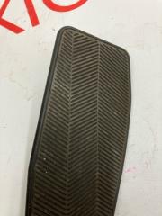 Подставка под ногу SUZUKI ESCUDO TDA4W J24B 7545165J10 2 ракурс