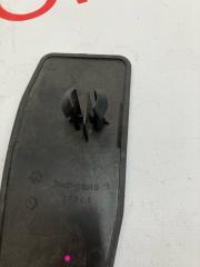 Подставка под ногу SUZUKI ESCUDO TDA4W J24B 7545165J10 5 ракурс