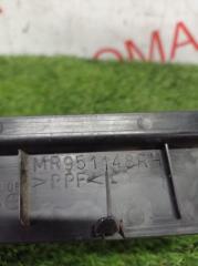 Накладка на торпеду правая MITSUBISHI COLT Z21A 4A90 MR951148 4 ракурс
