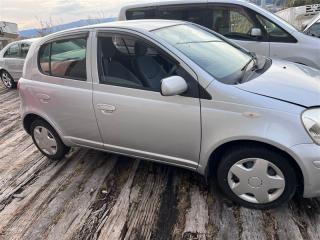 Уплотнительная резинка дверей правая передняя TOYOTA VITZ NCP15 2NZFE 6231152111B1 3 ракурс Уплотнительная резинка дверей правая передняя TOYOTA VITZ NCP15 2NZFE 6231152111B1 3 ракурс