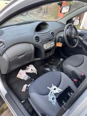 Сиденье левое переднее TOYOTA VITZ NCP15 2NZFE 7152852850B0, 7107052060K1 2 ракурс