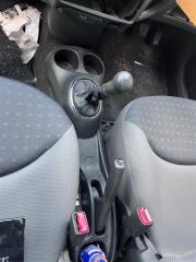 Сиденье левое переднее TOYOTA VITZ NCP15 2NZFE 7152852850B0, 7107052060K1 3 ракурс