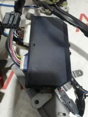 Доводчик двери левый задний TOYOTA VOXY AZR60 1AZFSE 8500528011 3 ракурс