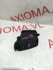 Дуйки правые передние NISSAN TIIDA C11 HR15DE 68750ED000 1 ракурс