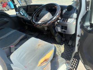 Интеркулер MITSUBISHI CANTER FBA20B 4P10 ME418469 3 ракурс Интеркулер MITSUBISHI CANTER FBA20B 4P10 ME418469 3 ракурс