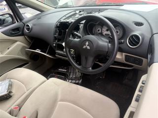 Накладка 5-й двери MITSUBISHI COLT PLUS Z23W 4A91 8341A030WA 3 ракурс