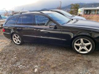 Уплотнительная резинка дверей правая передняя MERCEDES-BENZ E-CLASS W211 M272E35 A21169701519B00 3 ракурс Уплотнительная резинка дверей правая передняя MERCEDES-BENZ E-CLASS W211 M272E35 A21169701519B00 3 ракурс