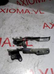 Петля капота SUZUKI WAGON R MH23S K6A 5741070K00, 5742070K00 5 ракурс Петля капота SUZUKI WAGON R MH23S K6A 5741070K00, 5742070K00 5 ракурс