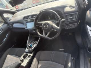 Сиденье левое переднее NISSAN LEAF ZE1 EM57 876705SK3C 1 ракурс