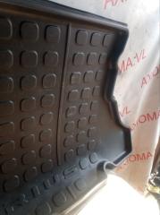 Коврик багажника TOYOTA PRIUS ZVW30 2ZRFXE 6491047020B0 3 ракурс