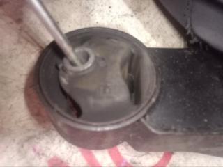 Подушка двигателя передняя NISSAN OTTI H92W 3G83 MR594911, MR961743, MR961752, 1091A150, 112746A00A, MR961743, MR961752, 1091A150, 112746A00A, MR319207 5 ракурс