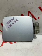 Лючок бензобака MITSUBISHI EK WAGON H82W 3G83 5940A075 5 ракурс Лючок бензобака MITSUBISHI EK WAGON H82W 3G83 5940A075 5 ракурс