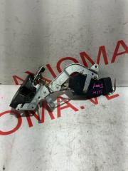 Замок двери правый передний SUZUKI JIMNY JB23W K6A 8220181A20 1 ракурс