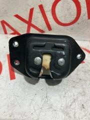 Замок 5-й двери NISSAN SERENA FC26 MR20DD 90502CY00A 2 ракурс