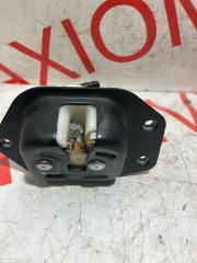 Замок 5-й двери NISSAN SERENA FC26 MR20DD 90502CY00A 3 ракурс