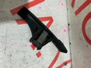 Уголок жабо правый NISSAN CUBE YZ11 HR15DE 668952U000 3 ракурс Уголок жабо правый NISSAN CUBE YZ11 HR15DE 668952U000 3 ракурс