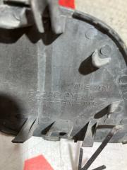 Заглушка буксировочного крюка передняя NISSAN NOTE E11 HR15DE 622A08Y20A 5 ракурс