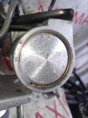 Главный тормозной цилиндр TOYOTA SAI AZK10 2AZFXE 4705075010 5 ракурс