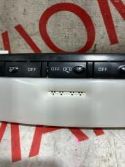Светильник салона NISSAN LEAF ZE1 EM57 264305TA0A 3 ракурс